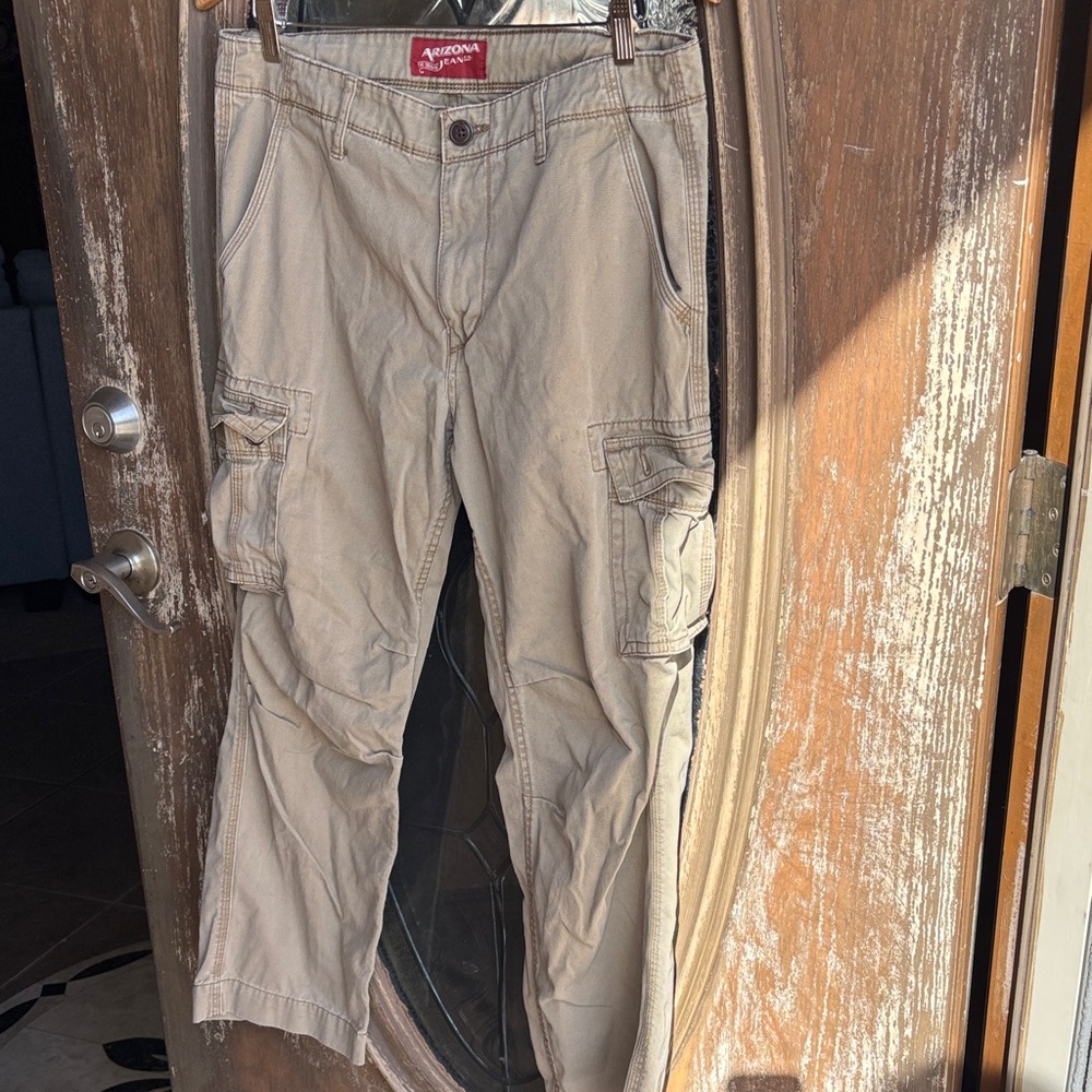 Arizona The Original Straight cargo pants! 34X30